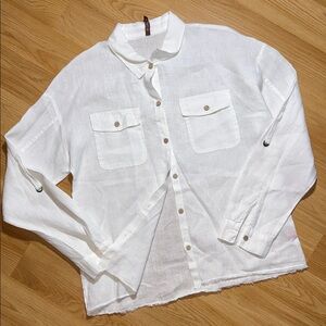 XCVI White Button-Up Shirt Linen Utility Size Medium Raw Hem Boho Resort Casual